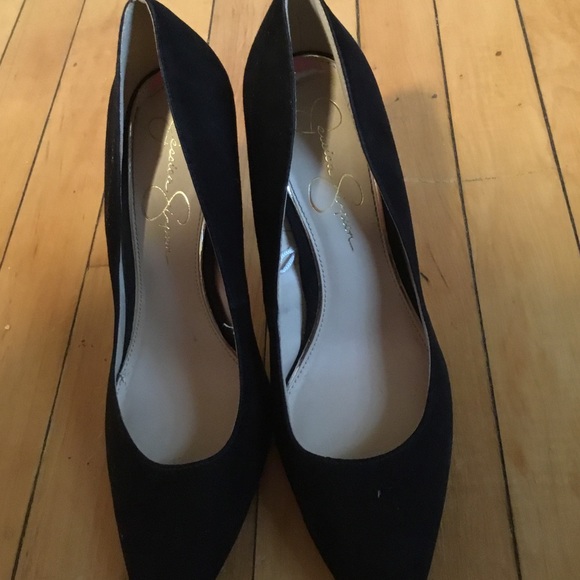 Jessica Simpson - Picture 2 of 3